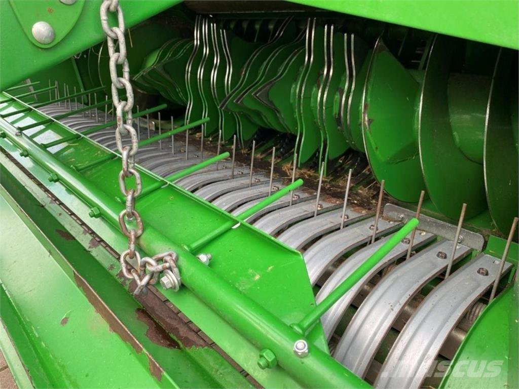 John Deere V 451 M Ruloonpressid