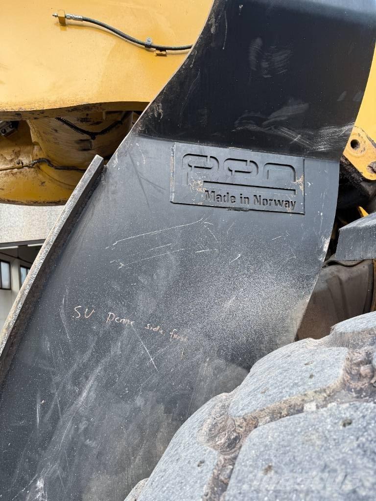 CAT 980 M Rataslaadurid