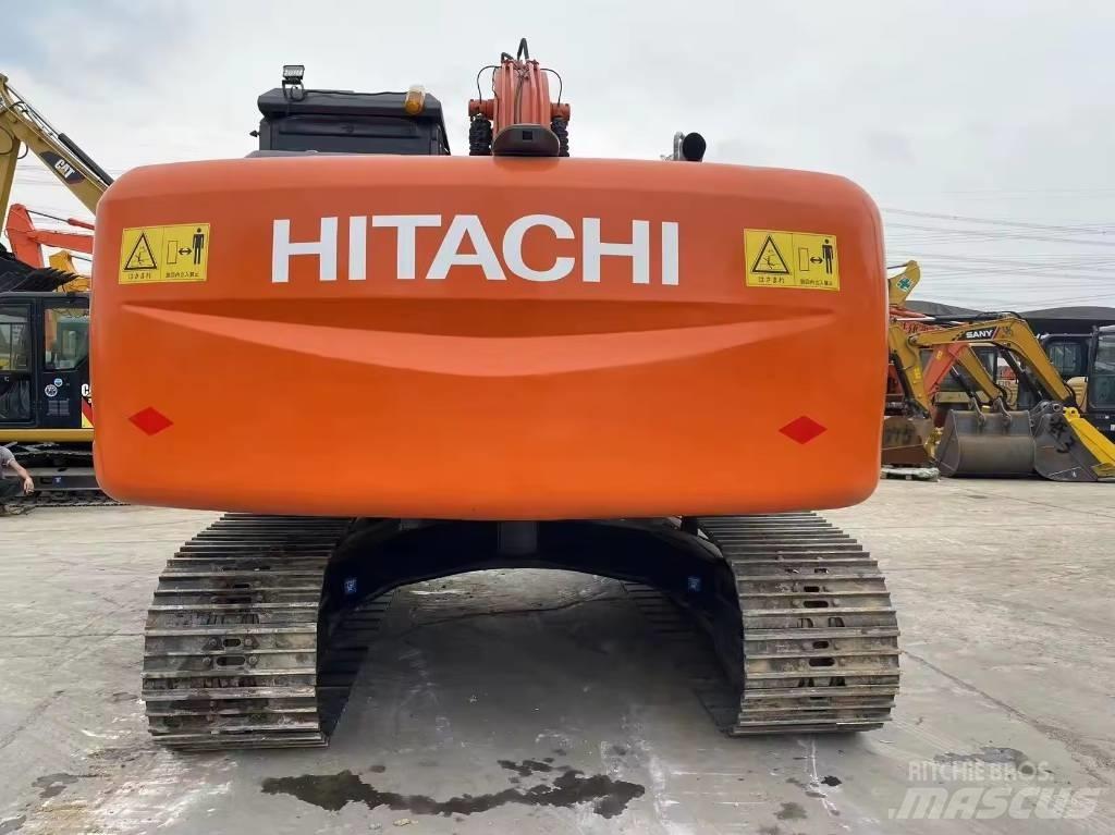 Hitachi ZX 200 Roomikekskavaatorid
