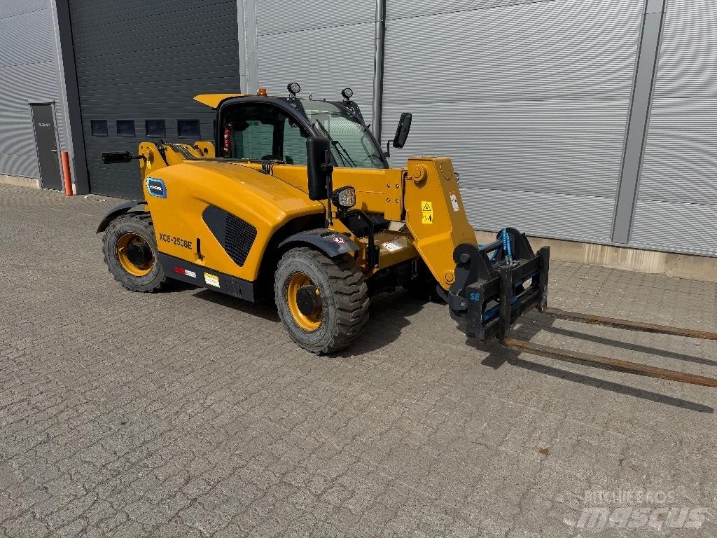XCMG XC 6-2506 E Teleskooplaadurid