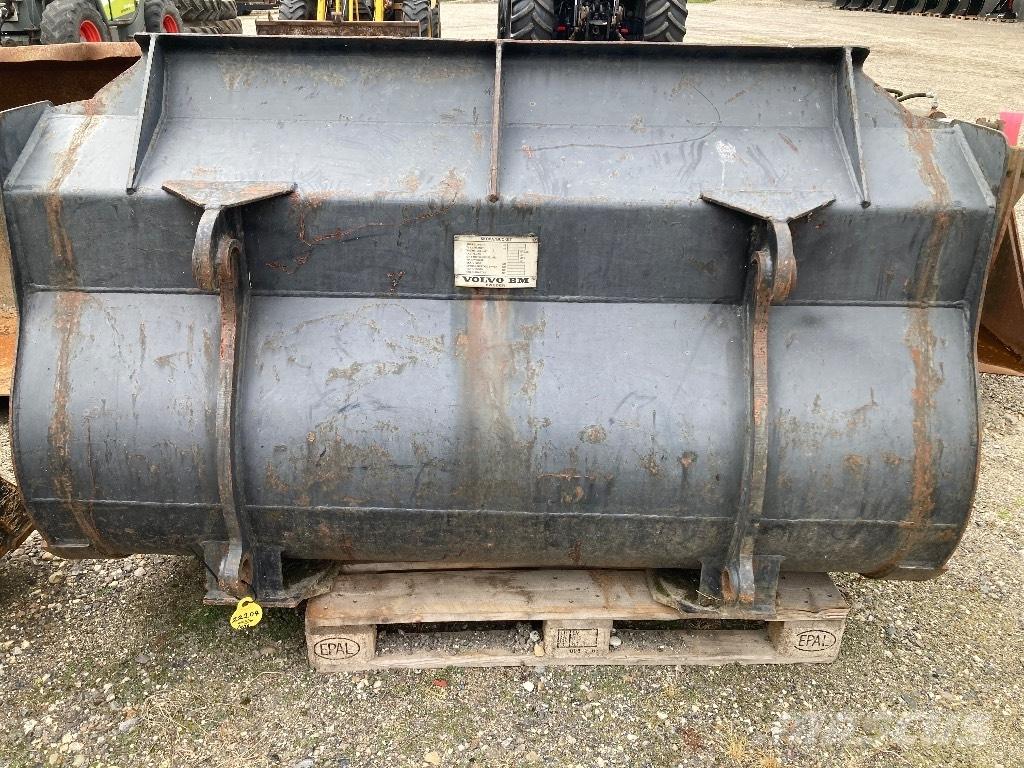 Volvo BM Skovl Rataslaadurid
