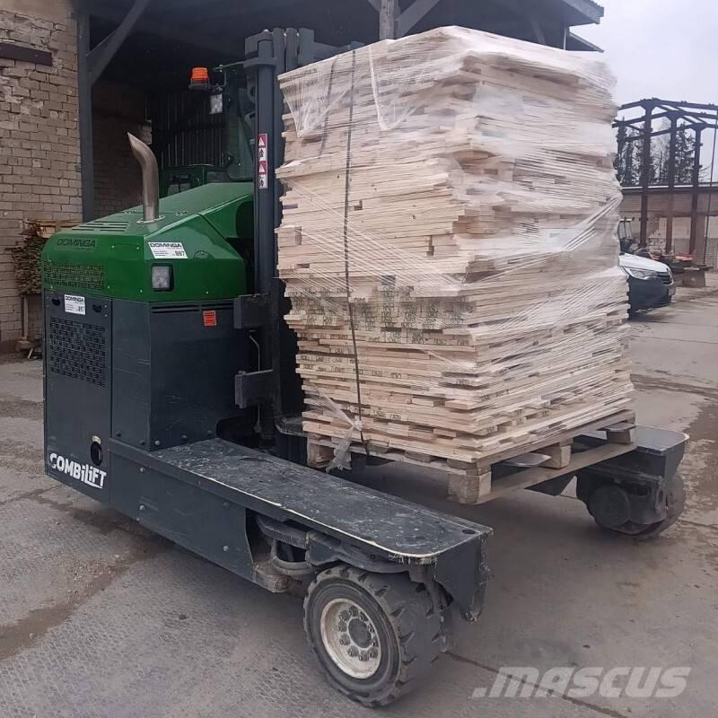 Combilift C 4000 MK4 Neljasuuna lükandmastiga tõstukid