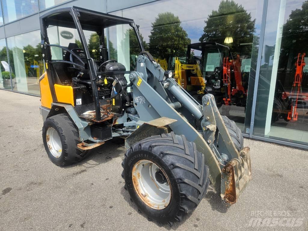 GiANT v5003 x-tra Väikelaadurid