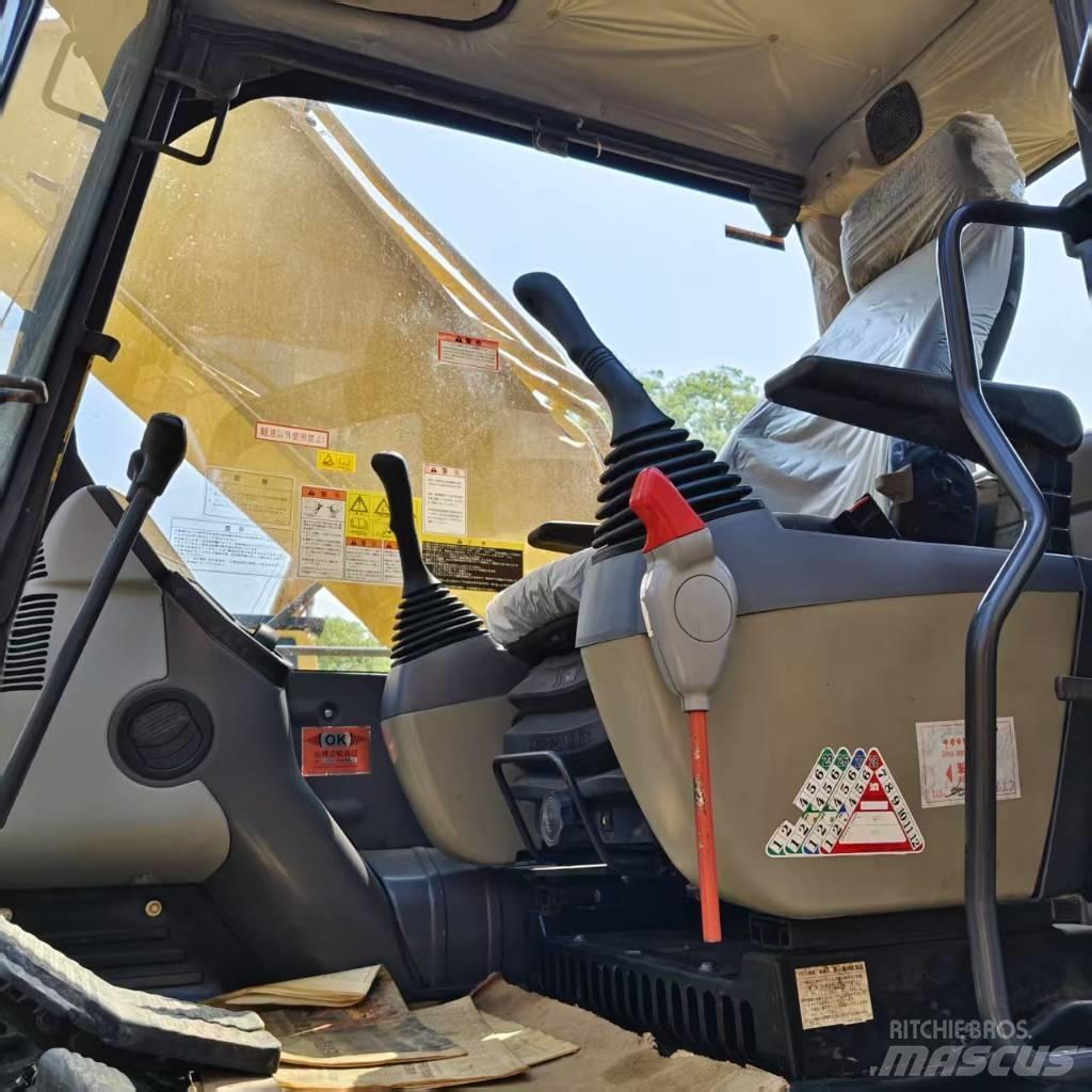 Komatsu PC 350-8 Roomikekskavaatorid