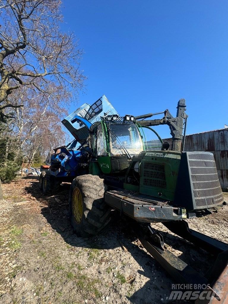 John Deere 1510 E Forwarderid
