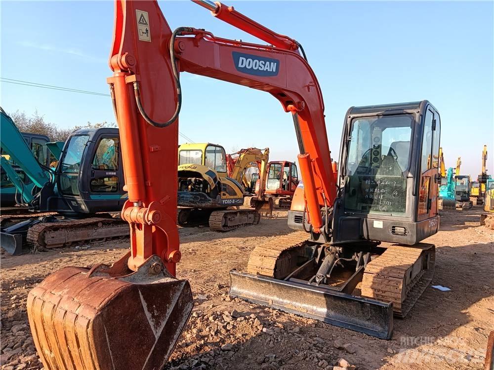 Doosan DH 60-7 Miniekskavaatorid < 7 t