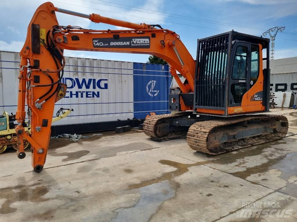 Doosan DX 140 LCR Metsaekskavaatorid