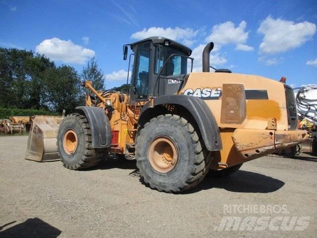 CASE 921 E Rataslaadurid