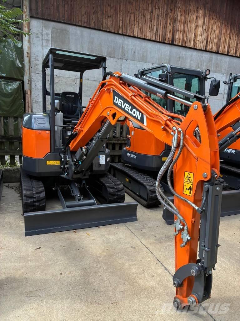 Develon DX 27 Z-7 Miniekskavaatorid < 7 t