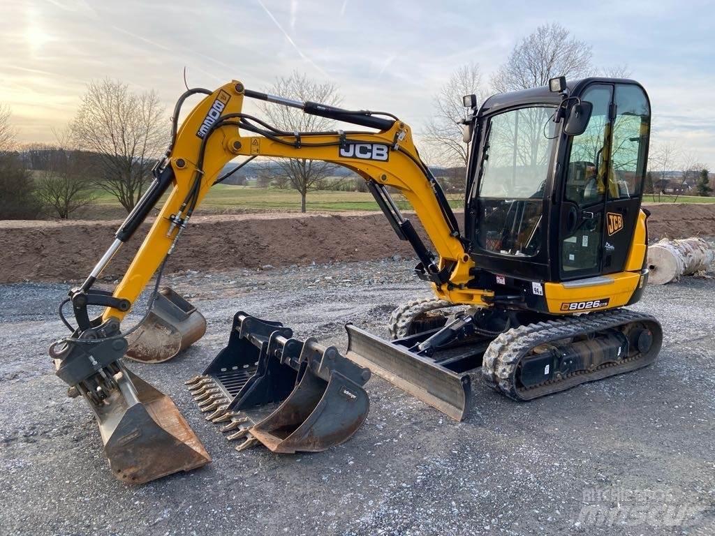 JCB 8026CTS Roomikekskavaatorid