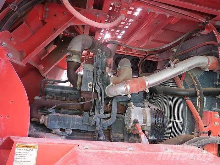 Sandvik DT 821 SC Vertikaalsed puurmasinad