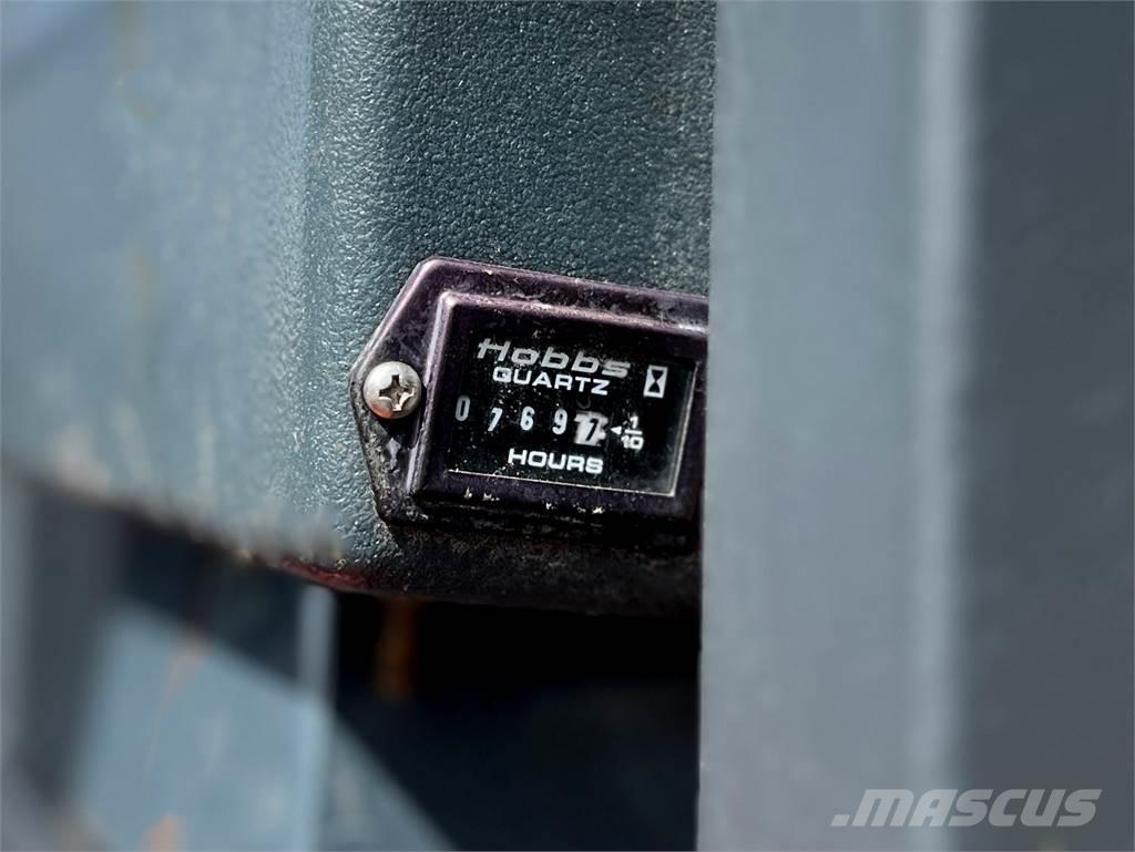 Moffett M3 20.3 Veoautol transporditav kahveltõstuk