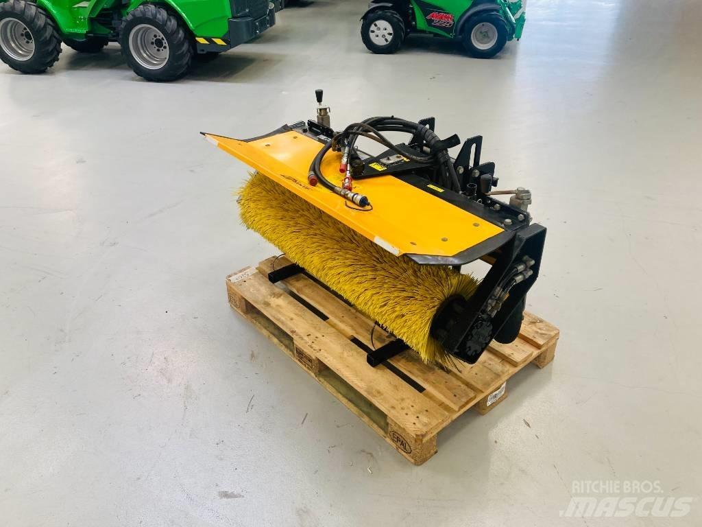 GMR Kost 120 cm Tänavapuhastusmasinad