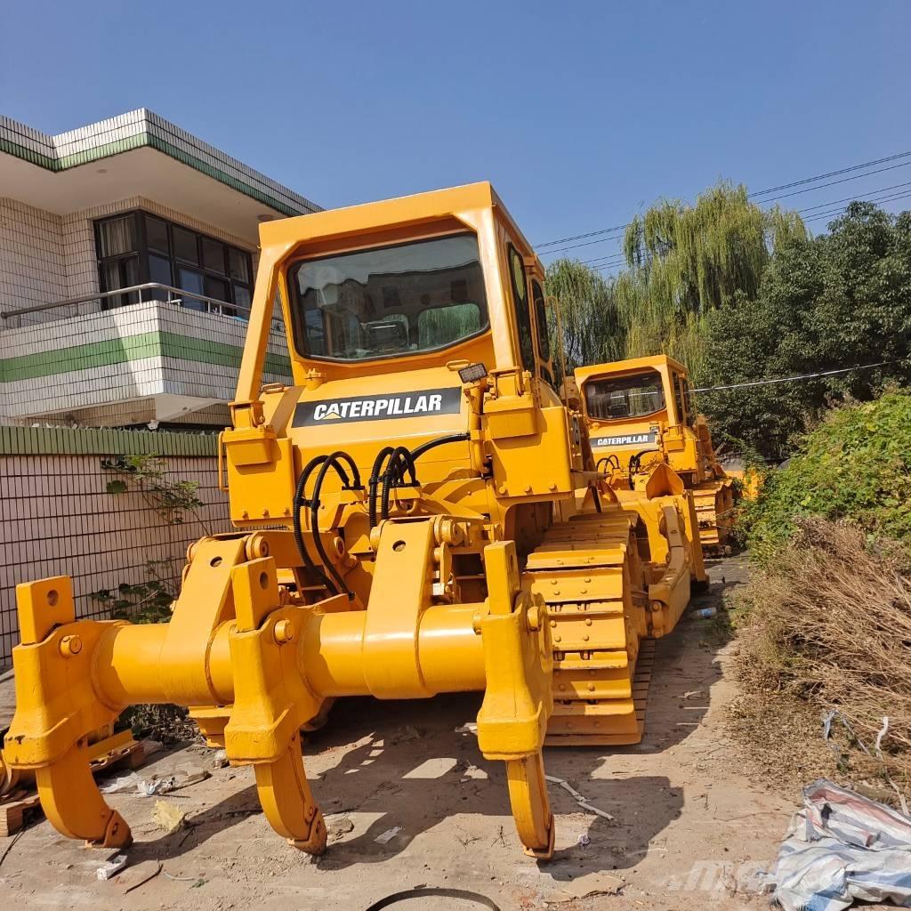 CAT D 7 G Buldooserid