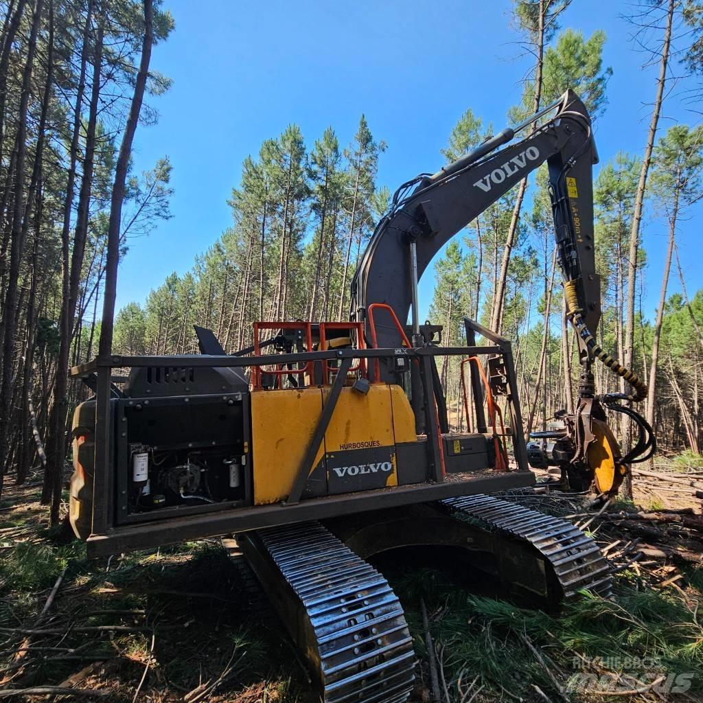 Volvo EC 200 E Metsaekskavaatorid