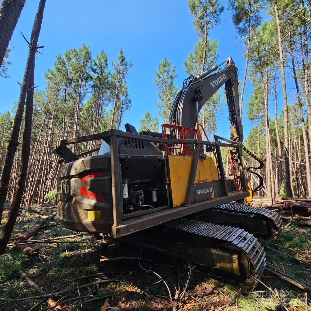 Volvo EC 200 E Metsaekskavaatorid