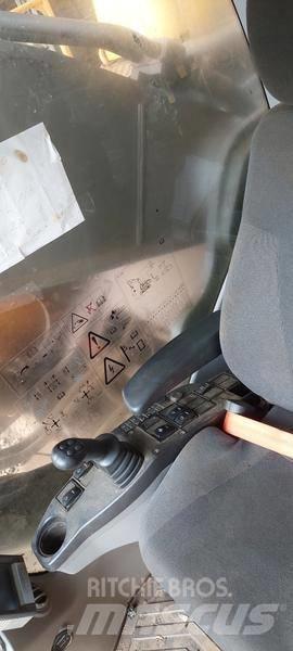 Volvo EC 750 DL Roomikekskavaatorid
