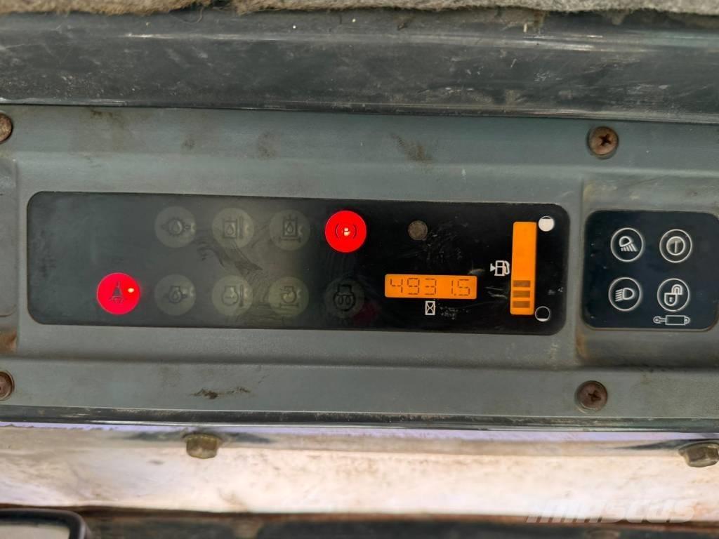 New Holland LS 170 Kompaktlaadurid