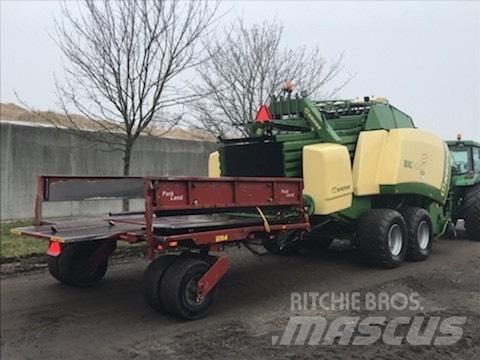 Krone Big pack 4x4 Heinapressid