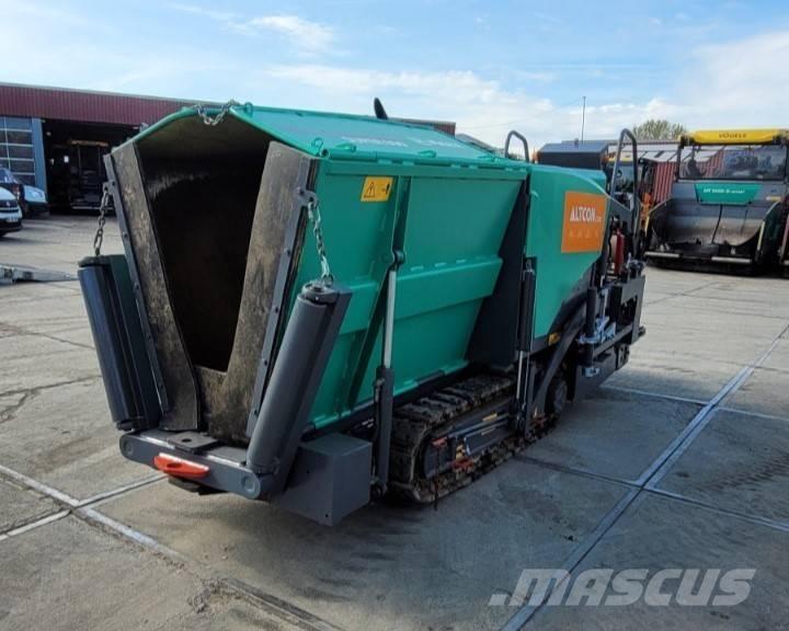 Vögele SUPER 800 Asfaldilaoturid