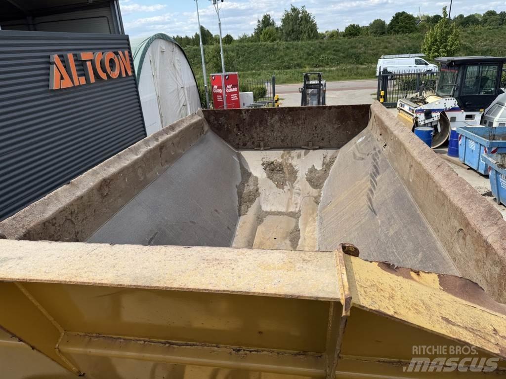 CAT 730C Väikekallurid