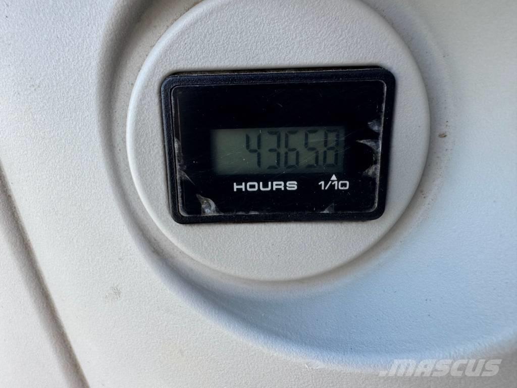 Kobelco SK 85 CS-3E Roomikekskavaatorid