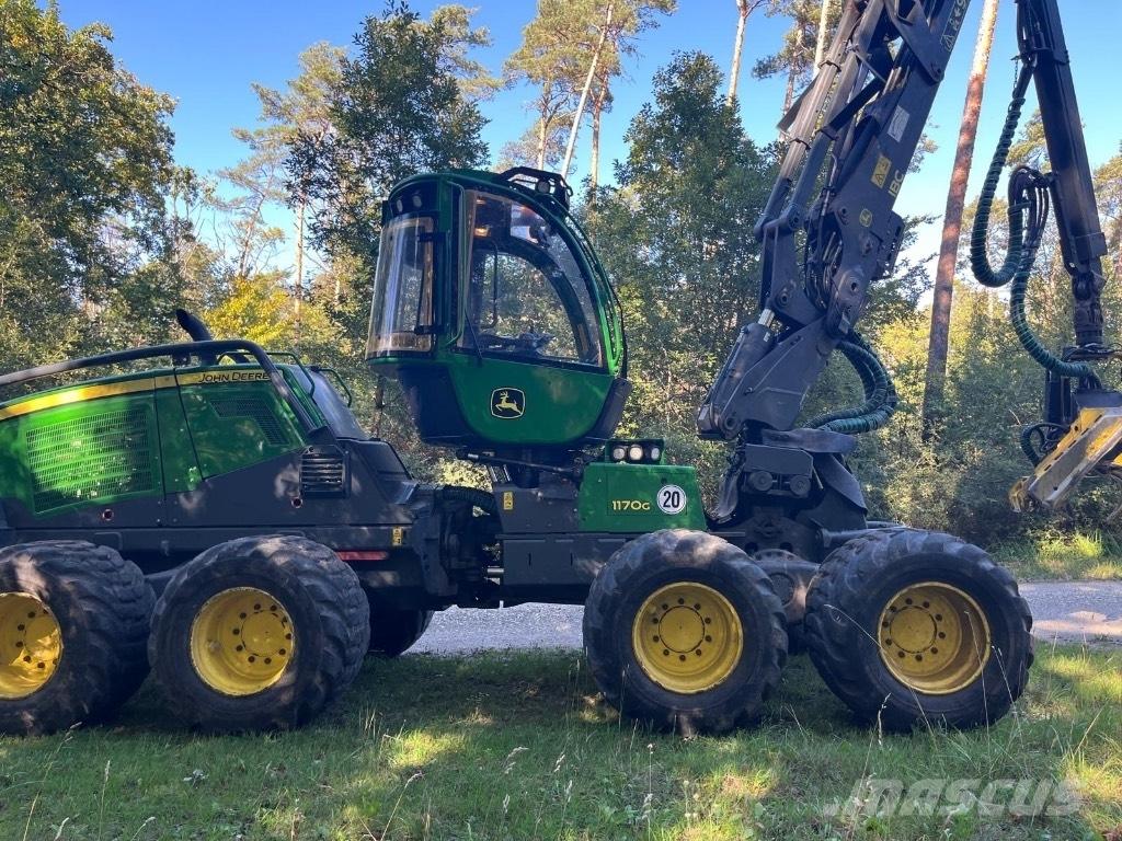 John Deere 1170G Harvesterid