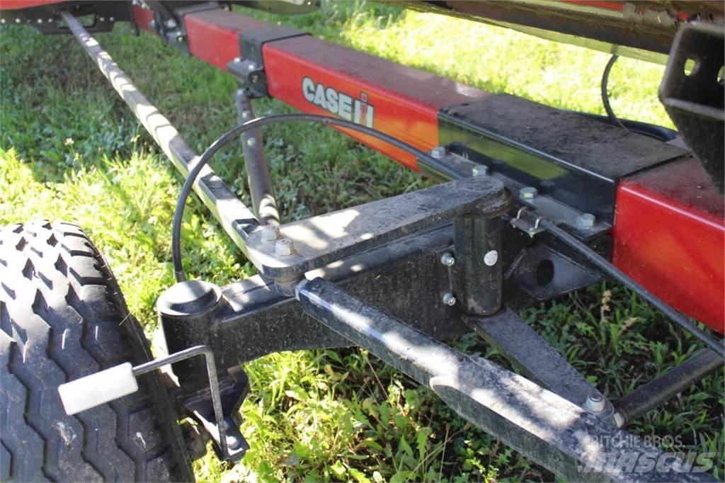 Case IH AF 8250 Teraviljakombainid