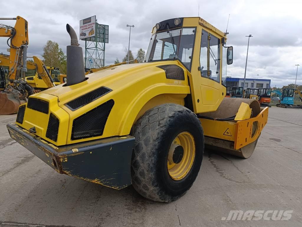 Bomag BW 213 D-4 Ühe trumliga rullid