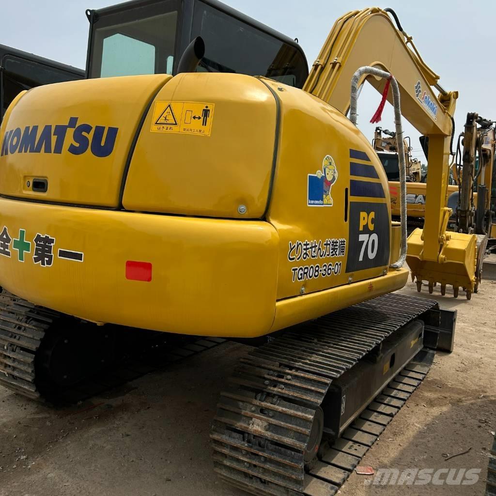 Komatsu 70-8 Roomikekskavaatorid