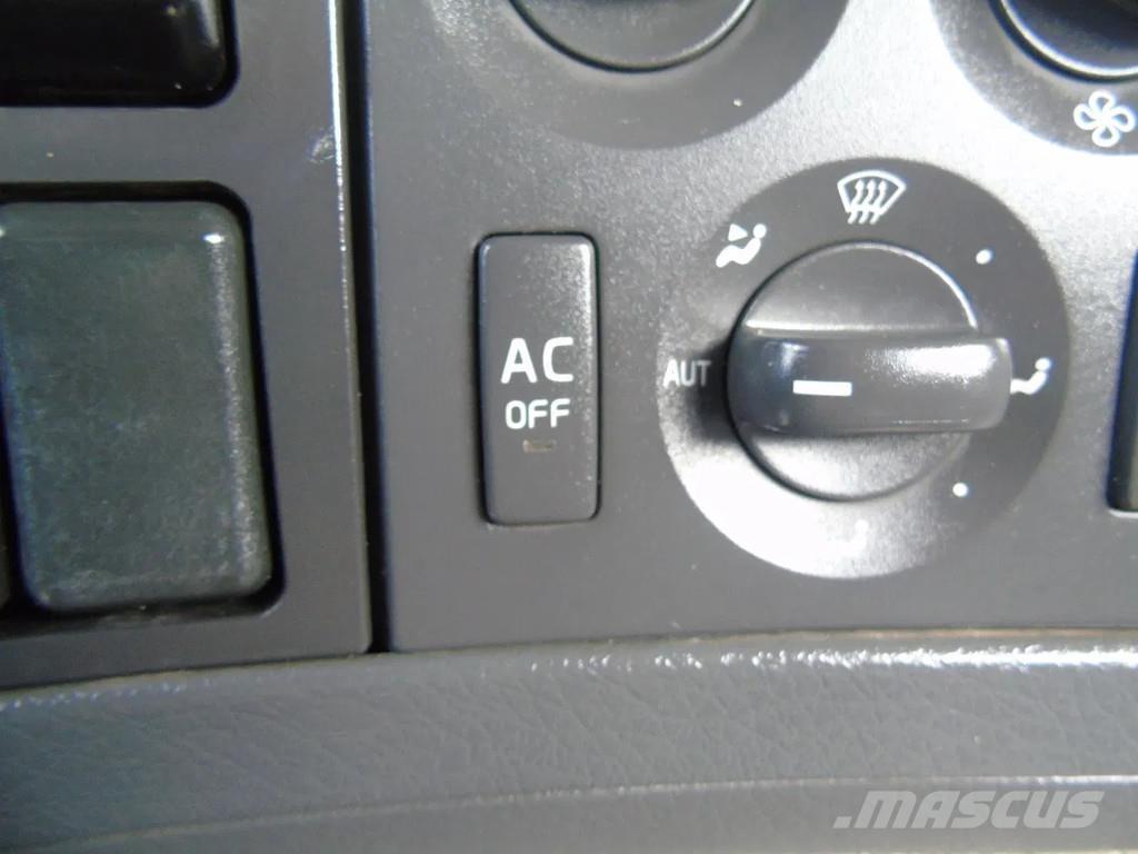 Volvo FM 340 + 19T Konksliftveokid