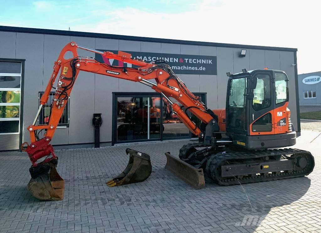 Doosan DX 85 R Väikeekskavaatorid 7t-12t