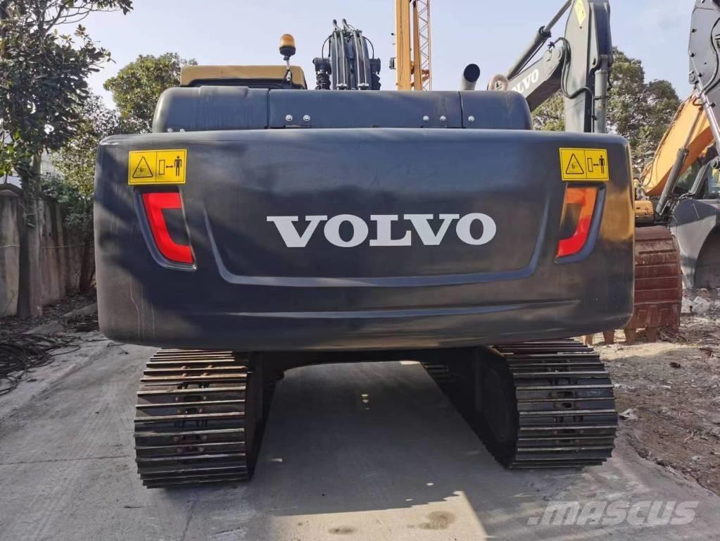 Volvo EC 210 Roomikekskavaatorid