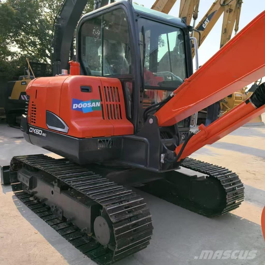 Doosan DX 60-9 C Roomikekskavaatorid