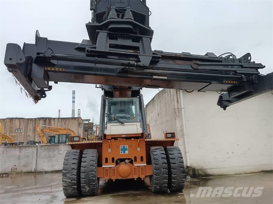 Ferrari 278 Konteineritõstukid