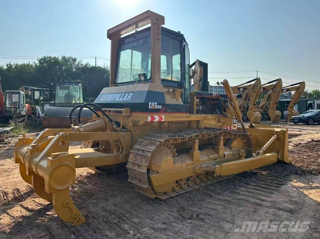CAT D6G Buldooserid