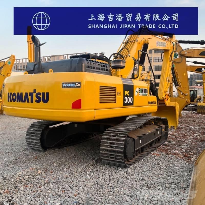 Komatsu PC 300 Roomikekskavaatorid