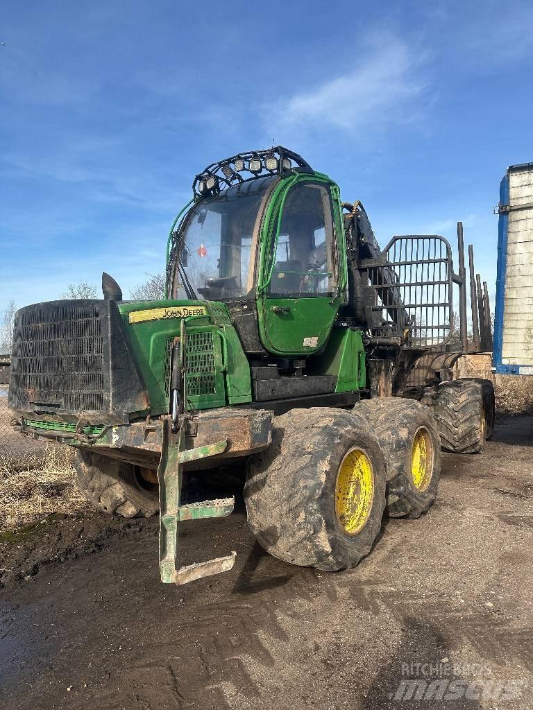 John Deere 1010 E Forwarderid