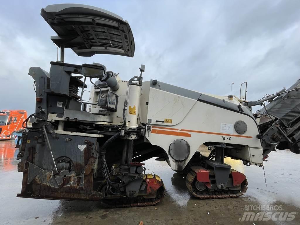 Wirtgen W 100 F Asfaldi külmfreesimise masinad