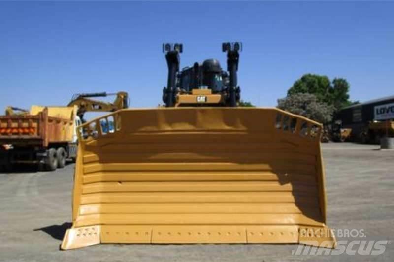 CAT D8R Buldooserid