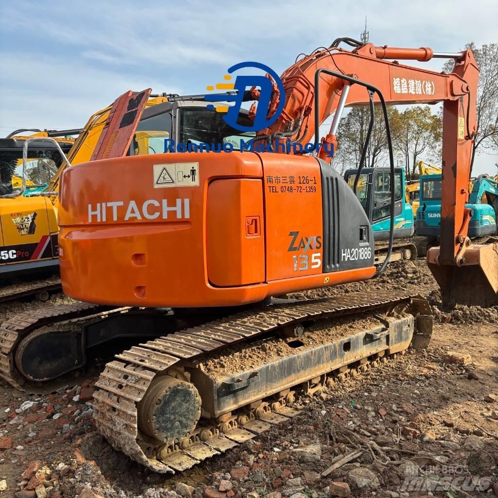 Hitachi ZX 135 US Roomikekskavaatorid
