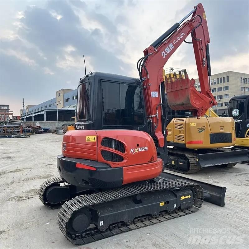 Kubota KX165 Roomikekskavaatorid