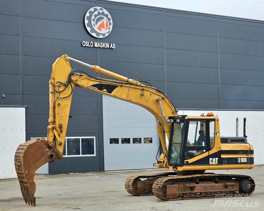 CAT 318 B L Roomikekskavaatorid