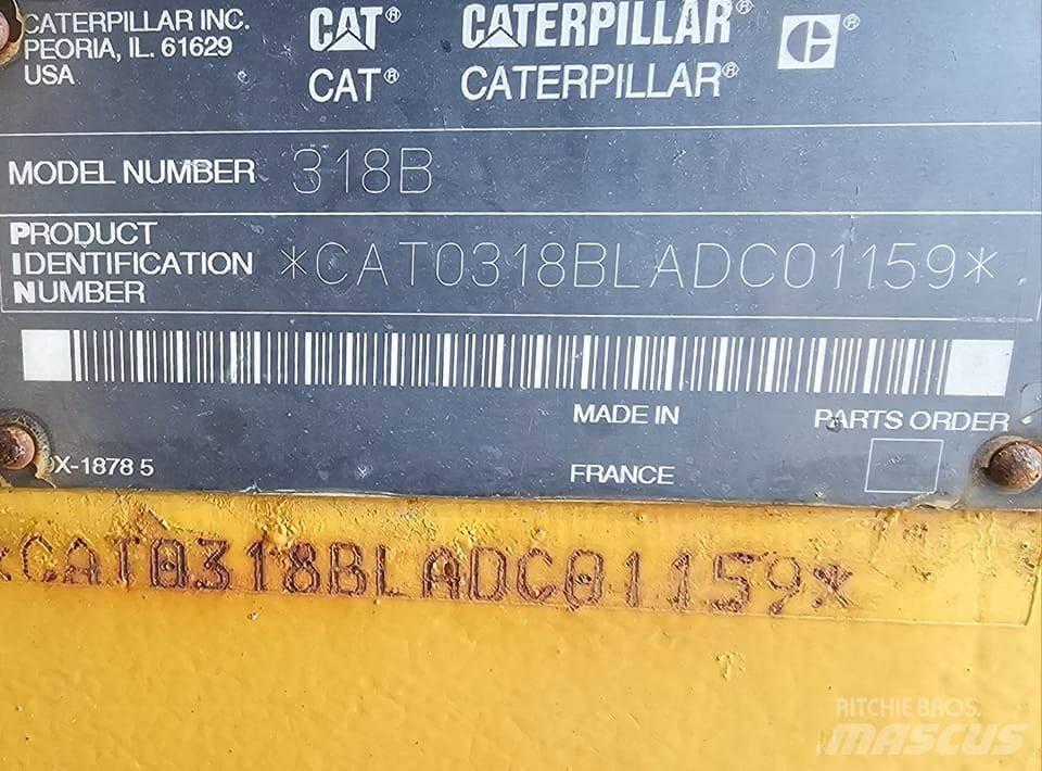CAT 318 B L Roomikekskavaatorid