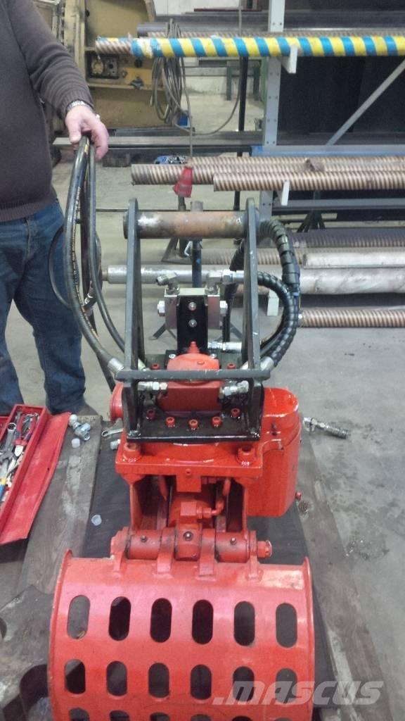 Husqvarna DXR 140 Lammutusekskavaatorid