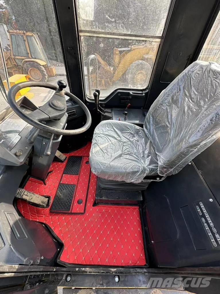 Komatsu WA 380 Rataslaadurid