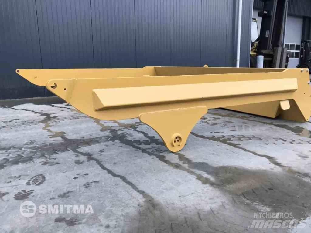 Volvo A35D Tagaluugid