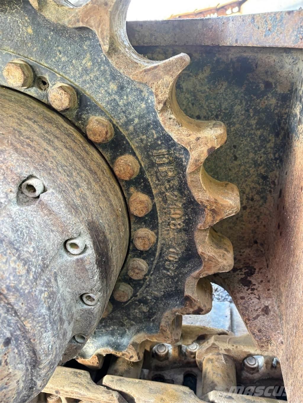 Doosan DX480LC Roomikekskavaatorid