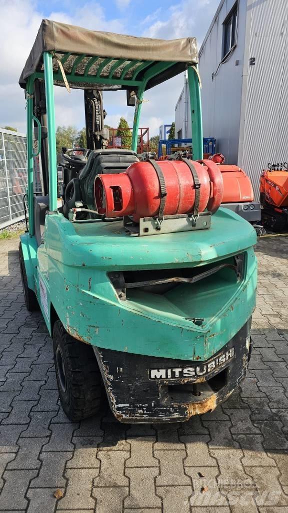 Mitsubishi FG 35 N Gaasitõstukid