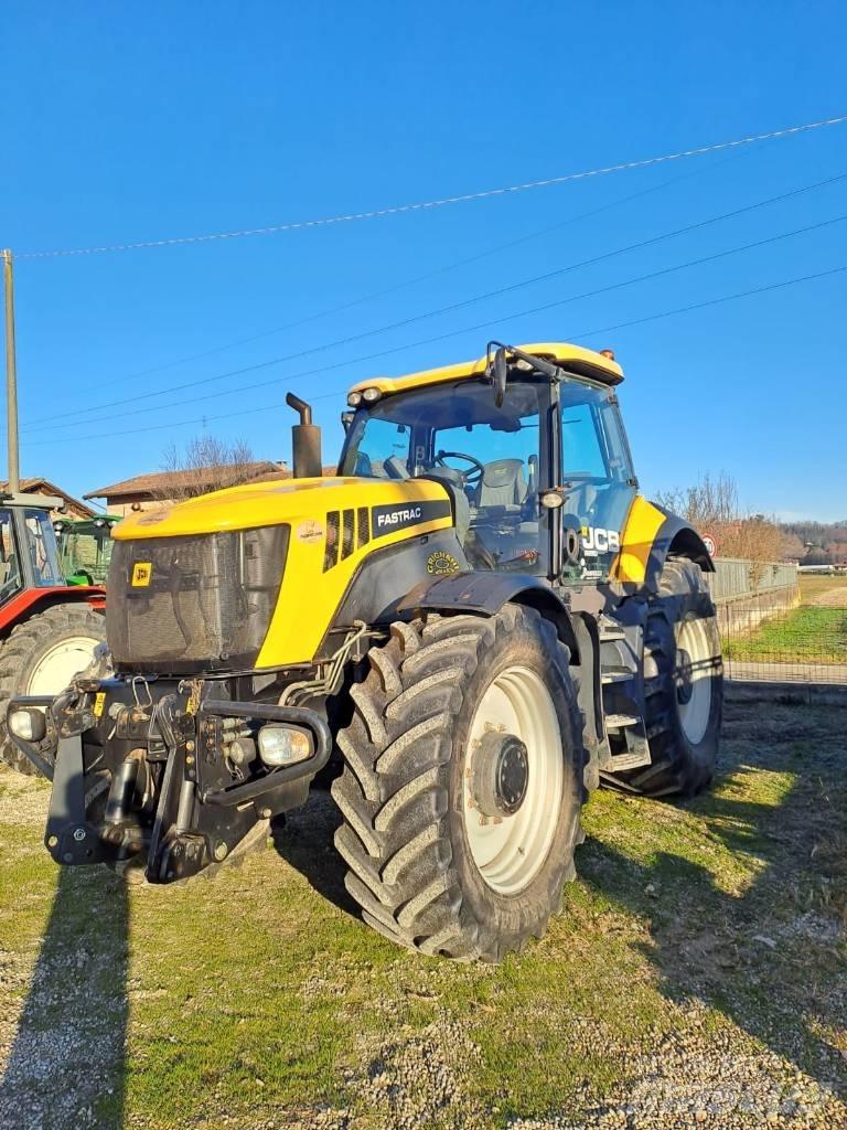 JCB Fastrac 8250 Traktorid